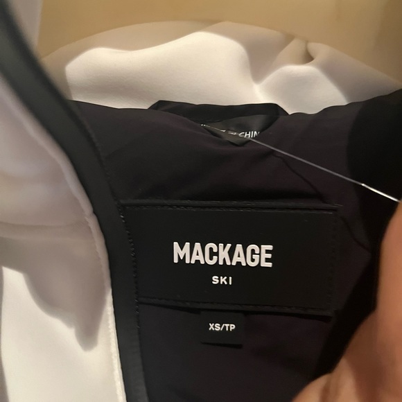 Mackage ski overall - Picture 3 of 9